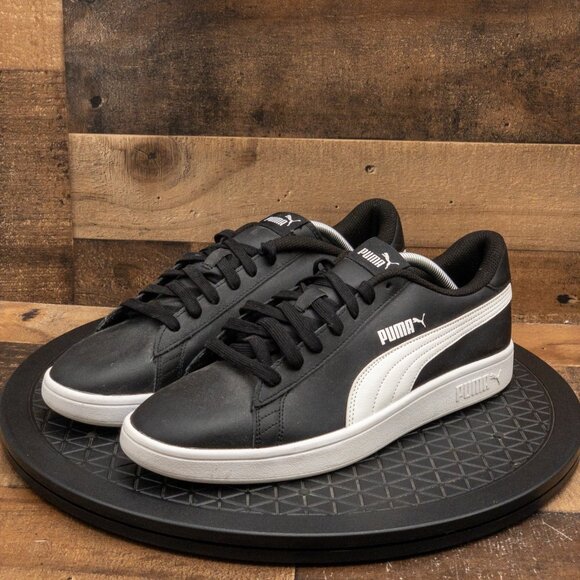 PUMA SMASH V2 MENS ATHLETIC SHOES RETRO SNEAKERS CASUAL BLACK LEATHER SIZE 12 - Picture 1 of 9